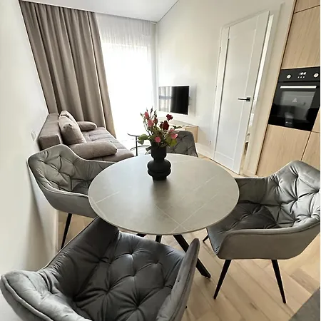 D J Apartamentai Palangoje * Palanga